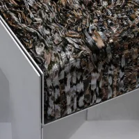 <a href="https://www.galeriegosserez.com/artistes/claisse-architectures--annie-delvenne.html"> CLAISSE ARCHITECTURES & ANNIE DELVENNE</a> - Folded Fusion - “Frisson” 